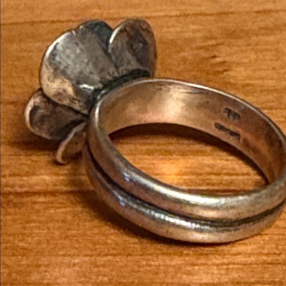 Silpada Sterling Silver Ring - Picture 3 of 9